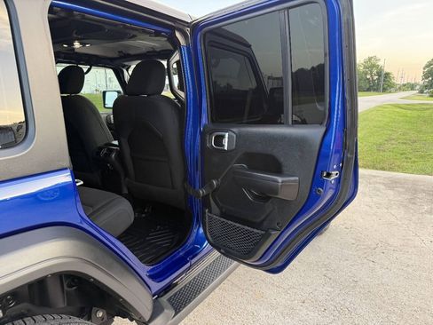 Used 2020 Jeep Wrangler Unlimited Sport AWD/4WD image 24