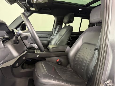 Used 2022 Land Rover Defender 110 X-Dynamic HSE AWD/4WD image 5
