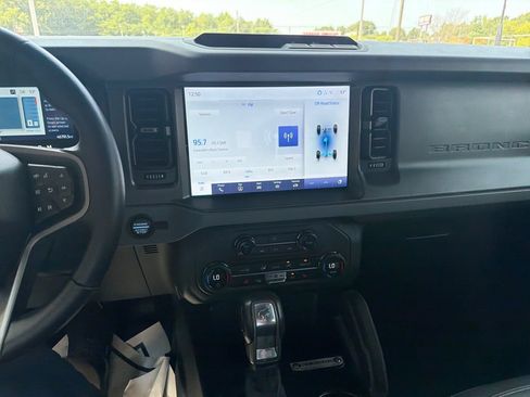 Used 2024 Ford Bronco Big Bend AWD/4WD image 21
