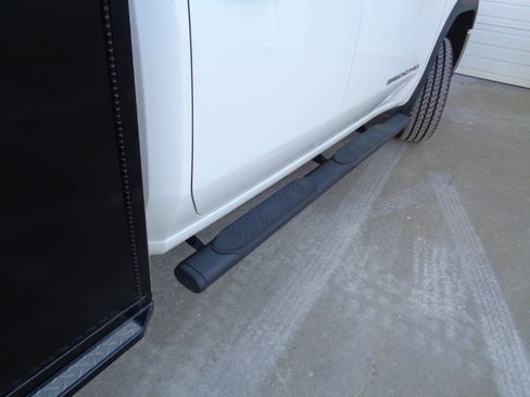 Used 2023 GMC Sierra 2500 Pro w/ Convenience Package image 24