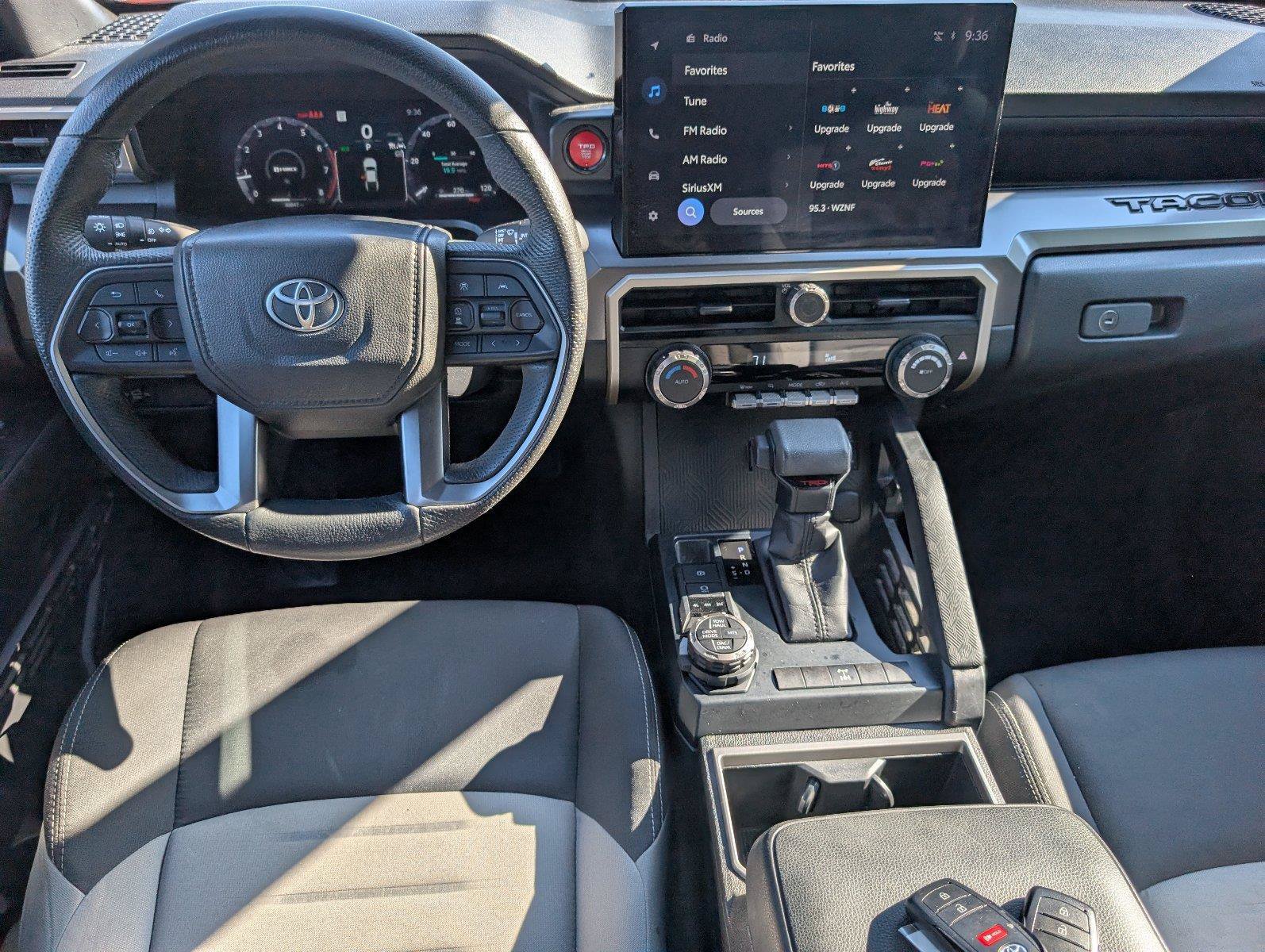 Used 2025 Toyota Tacoma TRD Off-Road AWD/4WD image 30