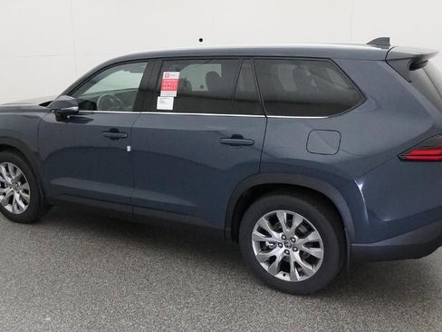 New 2026 Toyota Grand Highlander Limited image 4