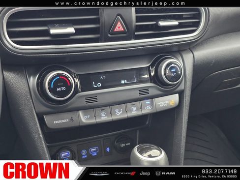 Used 2021 Hyundai Kona Limited w/ Cargo Package image 30