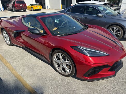 Used 2023 Chevrolet Corvette Stingray Premium Cpe w/ Z51 Performance Package image 2