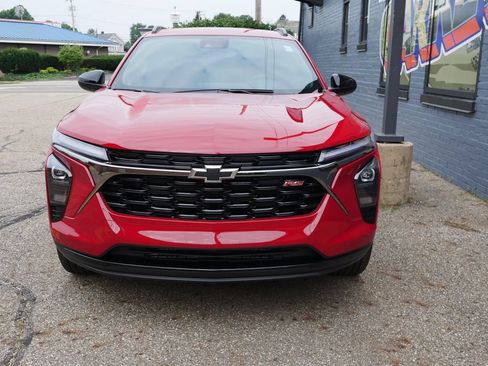 New 2026 Chevrolet Trax RS w/ Driver Confidence Package FWD image 29