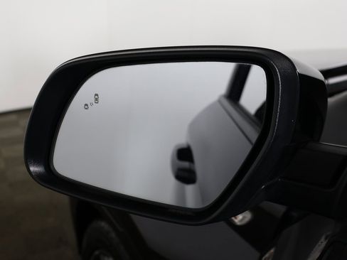 Used 2023 Hyundai Venue SEL w/ Cargo Package image 29