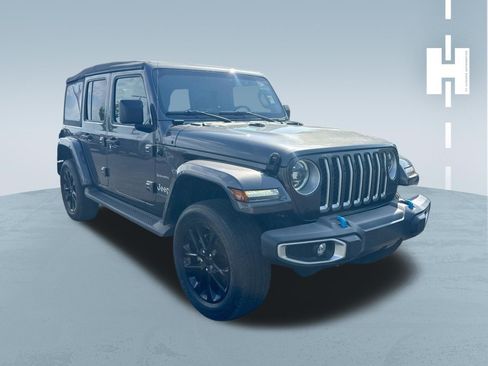 Used 2023 Jeep Wrangler Unlimited Sahara AWD/4WD image 1