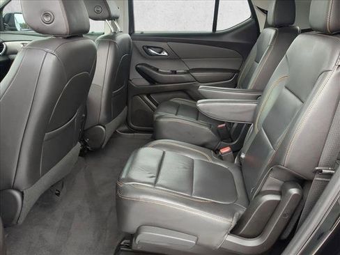 Used 2020 Chevrolet Traverse RS FWD image 27
