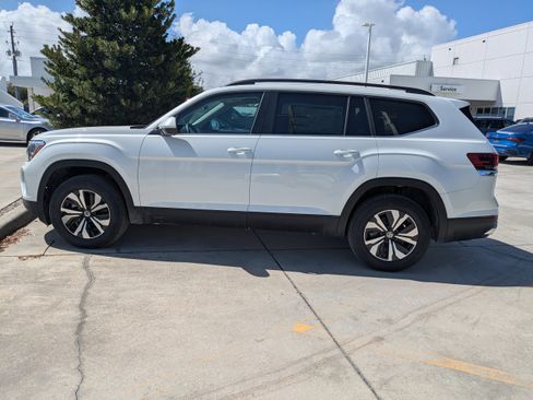 New 2026 Volkswagen Atlas SE image 7