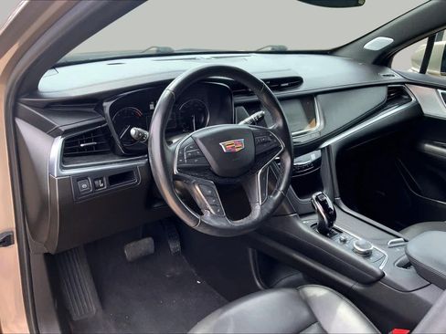 Used 2023 Cadillac XT5 Premium Luxury FWD image 17
