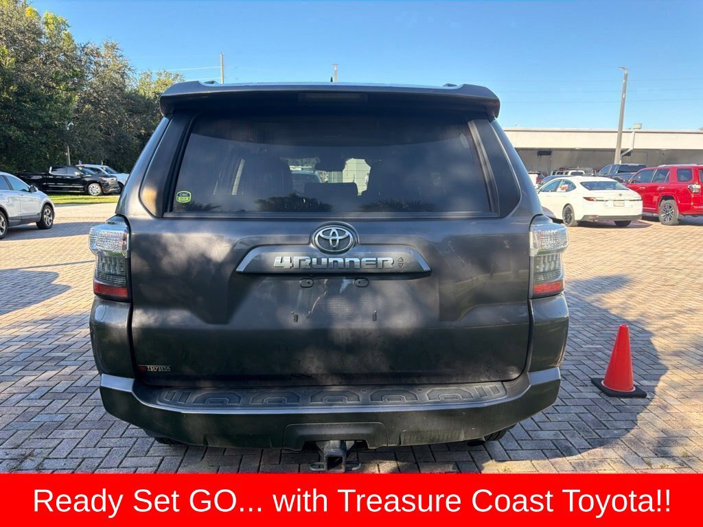 Used 2021 Toyota 4Runner SR5 Premium RWD image 10