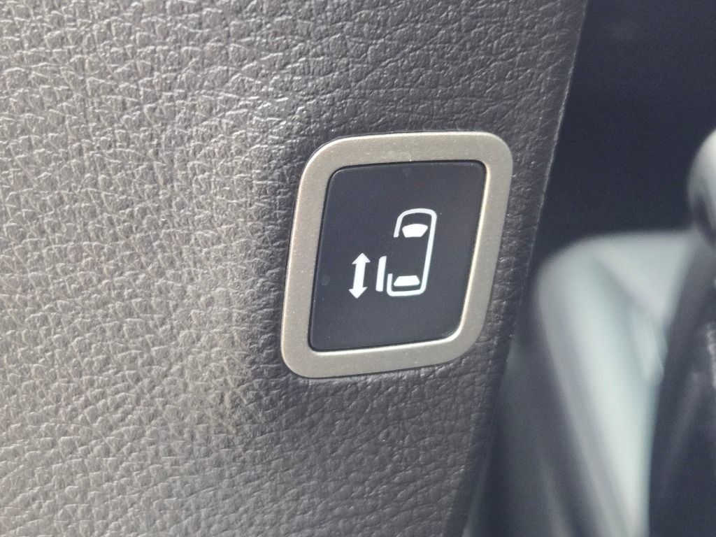 New 2027 Chrysler Pacifica Select FWD image 27