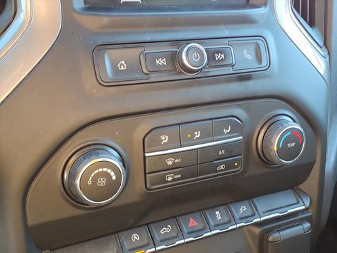 Used 2021 Chevrolet Silverado 1500 Custom image 11