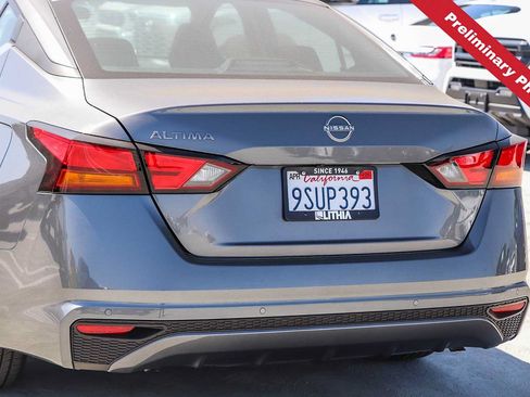 Used 2025 Nissan Altima 2.5 S FWD image 10