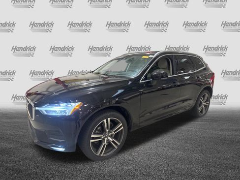 Used 2018 Volvo XC60 T6 Momentum w/ Convenience Package AWD/4WD image 3