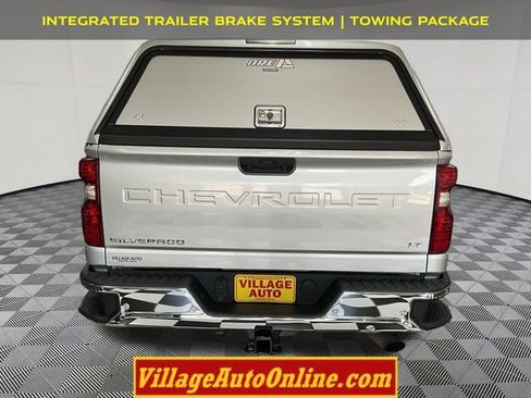 Used 2021 Chevrolet Silverado 2500 LT w/ Convenience Package AWD/4WD image 3