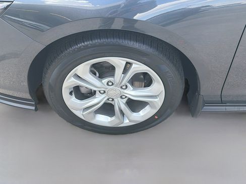 Used 2024 Honda Accord LX image 35