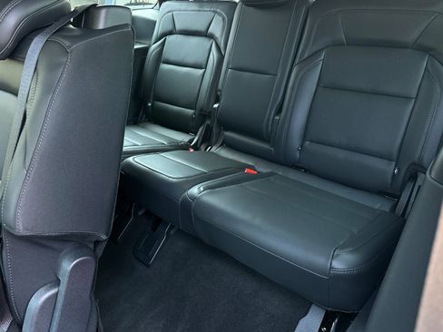 New 2026 Lincoln Navigator Reserve w/ Jet Appearance Package AWD/4WD image 14