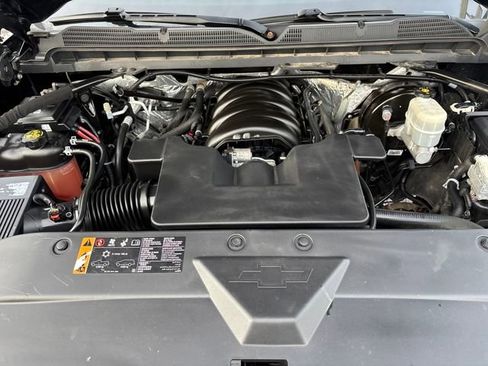 Used 2017 Chevrolet Silverado 1500 LT w/ LPO, Street Package image 22