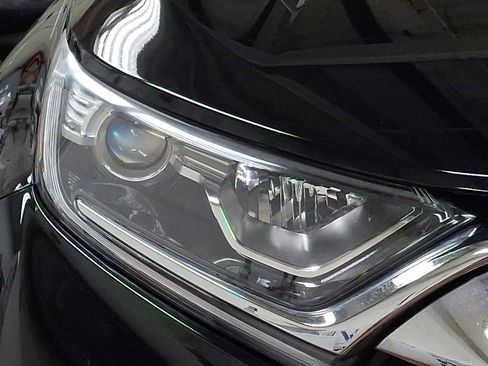 Used 2019 Honda CR-V EX-L image 7