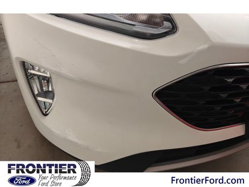 Used 2022 Ford Escape SEL w/ Technology Package FWD image 3