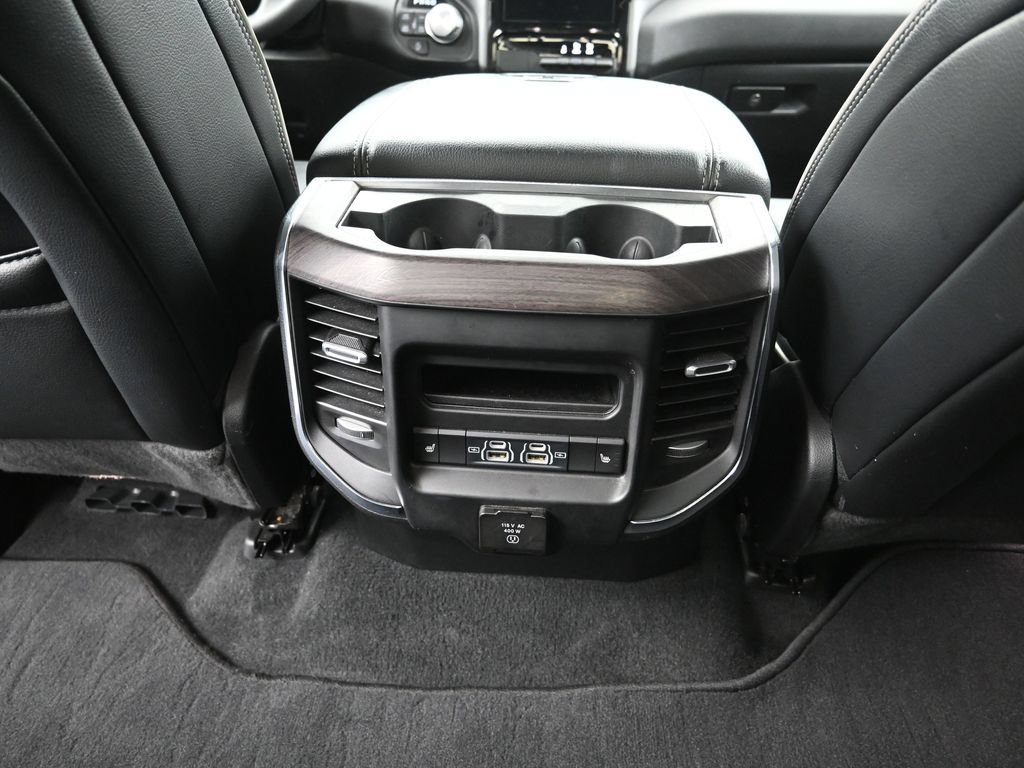 Used 2025 RAM 1500 Laramie AWD/4WD image 24
