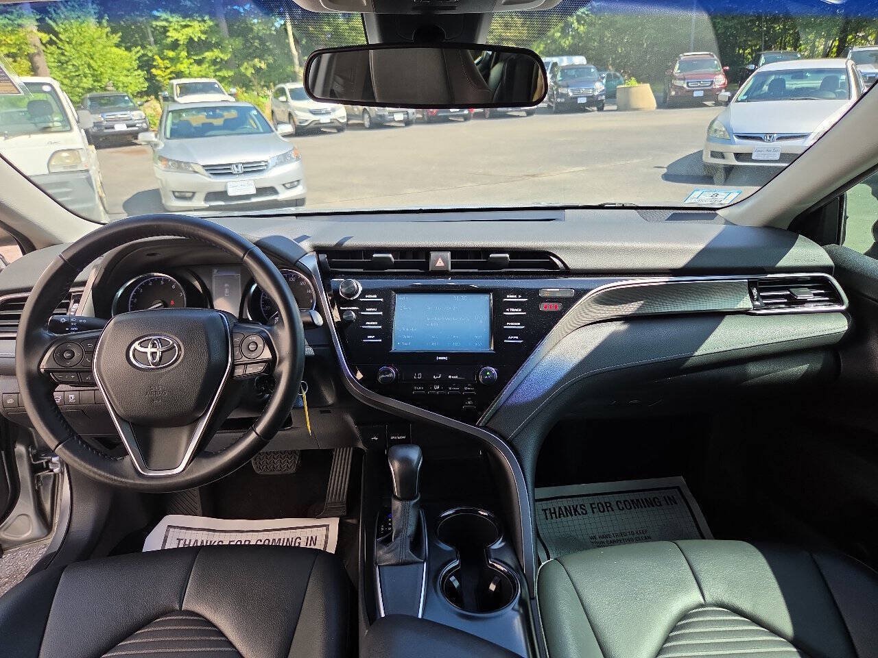 Used 2020 Toyota Camry SE FWD image 13