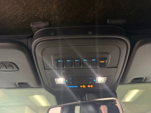 Used 2022 Ford Bronco Wildtrak AWD/4WD image 15