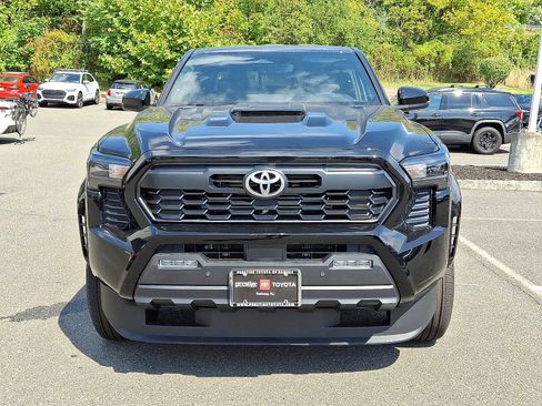 New 2025 Toyota Tacoma TRD Sport image 2