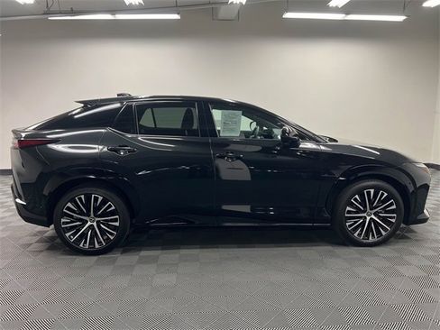 Used 2023 Lexus RZ 450e Premium image 4