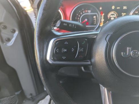 Used 2019 Jeep Wrangler Unlimited Rubicon AWD/4WD image 15