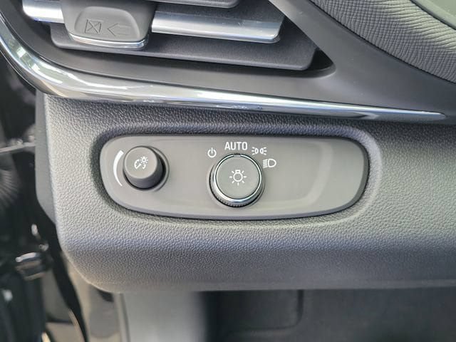 New 2026 Buick Envista Sport Touring w/ Convenience I Package FWD image 21