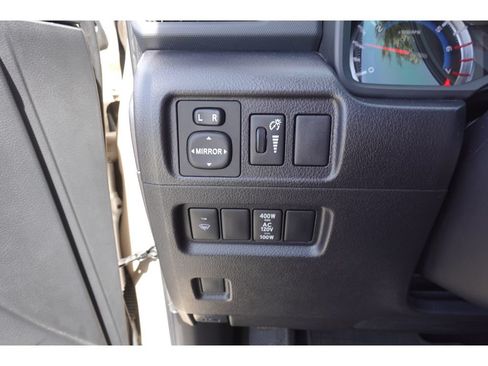 Used 2016 Toyota 4Runner TRD Pro AWD/4WD image 13