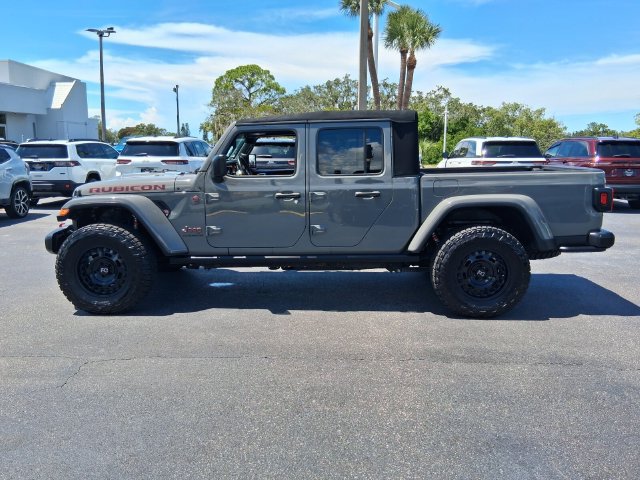 Used 2021 Jeep Gladiator Rubicon AWD/4WD image 4
