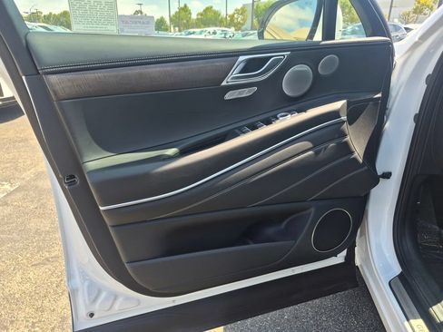 Used 2026 Genesis GV80 2.5T Advanced AWD/4WD image 11