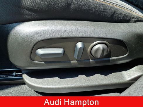 Used 2022 Chevrolet Equinox LT AWD/4WD image 15