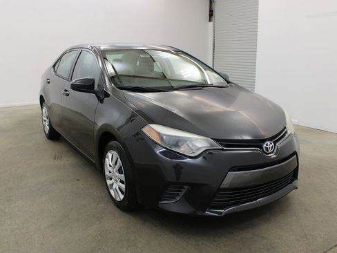 Used 2016 Toyota Corolla LE FWD image 6