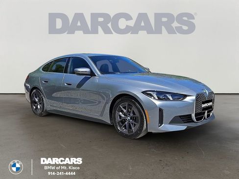 Used 2025 BMW i4 xDrive40i image 1