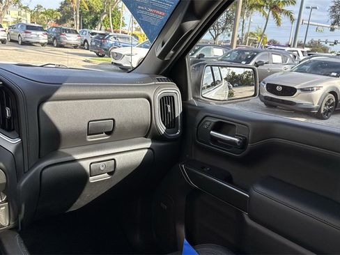 Used 2019 GMC Sierra 1500 AT4 w/ AT4 Premium Package image 16