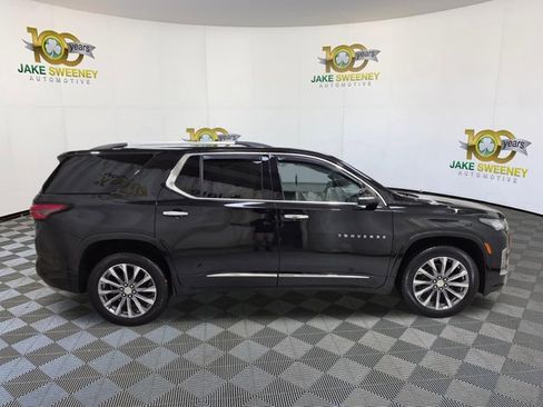 Used 2022 Chevrolet Traverse Premier AWD/4WD image 11
