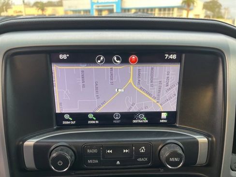 Used 2014 GMC Sierra 1500 SLE w/ SLE Value Package image 21