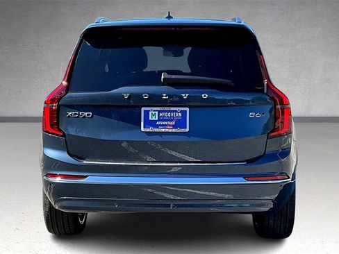 New 2026 Volvo XC90 B6 Plus w/ Protection Package AWD/4WD image 4
