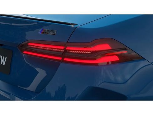 New 2026 BMW M5 w/ Executive Package image 8