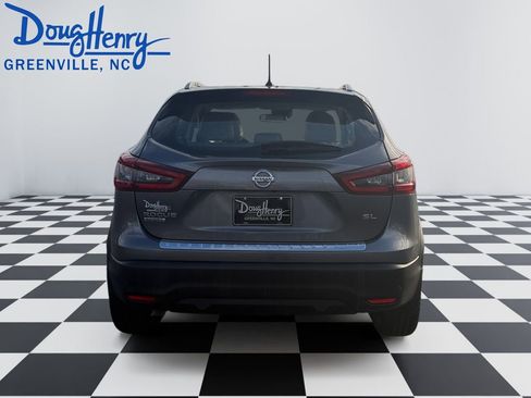 Used 2022 Nissan Rogue Sport SL w/ Premium Package image 4