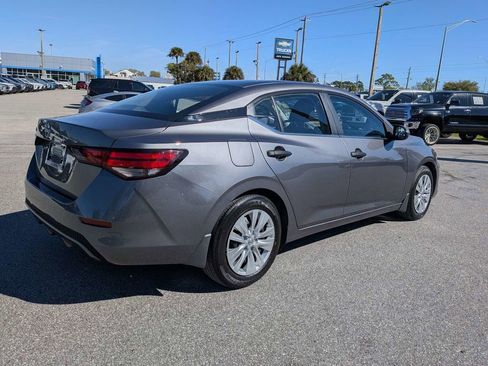 Used 2024 Nissan Sentra S image 3