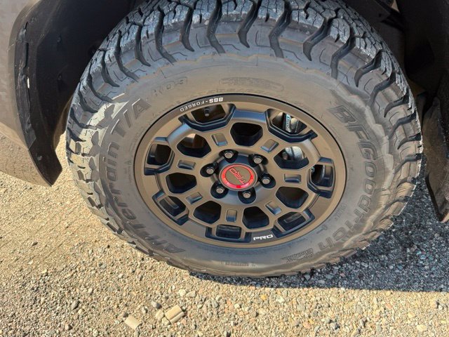 Used 2025 Toyota Sequoia TRD Pro AWD/4WD image 10