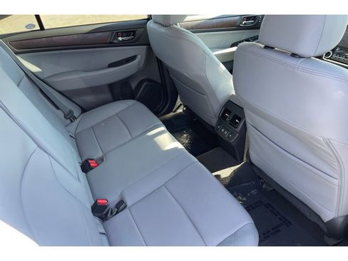 Used 2019 Subaru Outback 3.6R Limited w/ Protection Package #1 image 18