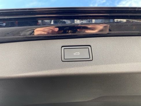 New 2026 Volkswagen Tiguan SE image 58