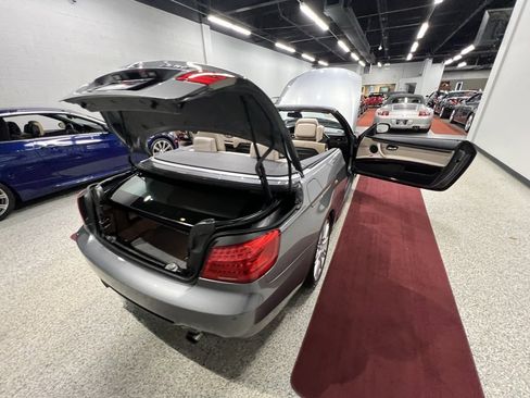 Used 2013 BMW 335i Convertible image 82