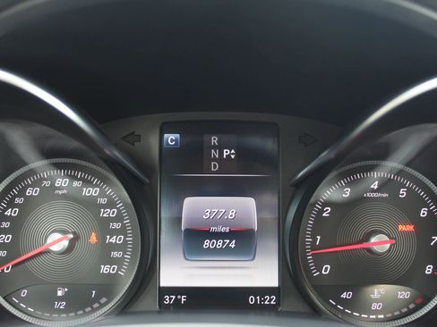 Used 2017 Mercedes-Benz C 300 4MATIC Sedan image 27